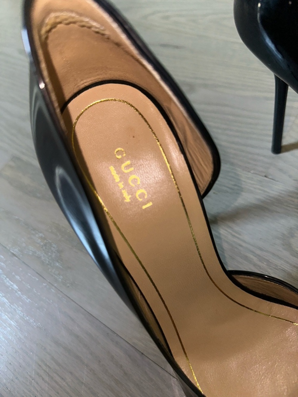 Gucci Black Patent Leather Pointed Toe Stilettos - Picture 4 of 7